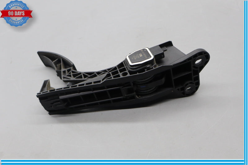 Load image into Gallery viewer, 06-13 Mercedes W164 GL550 GL450 Gas Throttle Pedal Accelerator 1643000004 Oem
