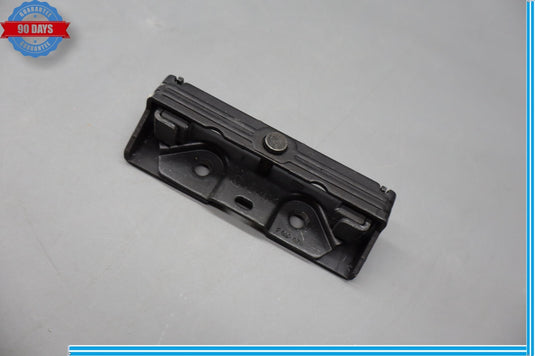 03-12 Land Rover Range Rover HSE Rear Tailgate Lock Striker Latch Pin Plate Oem