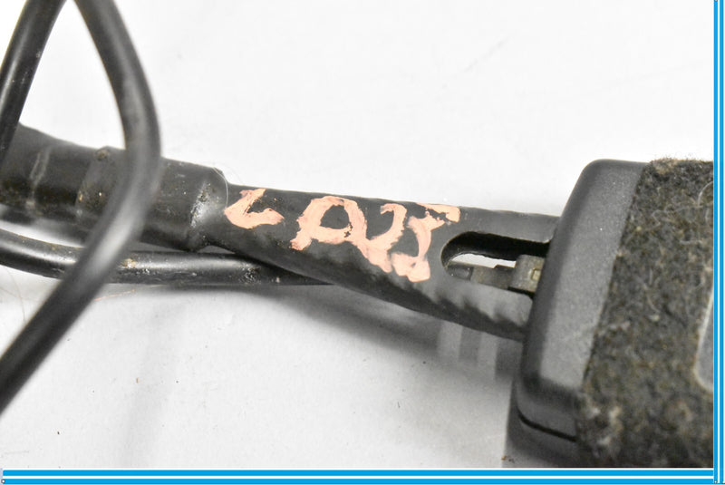 Load image into Gallery viewer, 03-11 Mercedes CLS550 CLS55 AMG E550 W219 Front Left Seat Belt Buckle Oem
