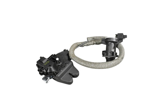 08-17 Mercedes CLS550 C250 Trunk Lid Latch Lock Actuator W/ Key Cylinder Oem