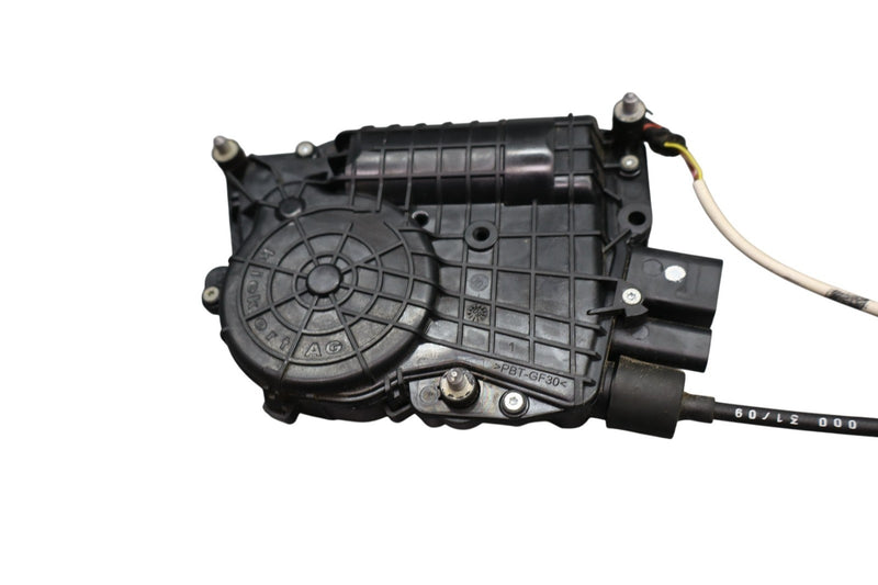 Load image into Gallery viewer, 09-15 BMW 750Li F01 F02 750i Front Right Side Door Latch Lock W/ Soft Close Oem
