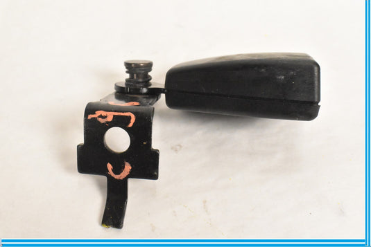 BMW E70 E71 X5 X6 REAR LEFT/RIGHT LOWER SEAT BELT BUCKLE RECEIVER LATCH OEM