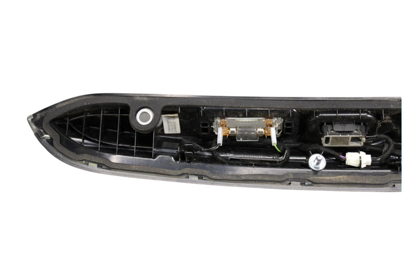Load image into Gallery viewer, 14-17 Maserati Ghibli Trunk Deck Lid License Light Lamp Molding Cover 670010759
