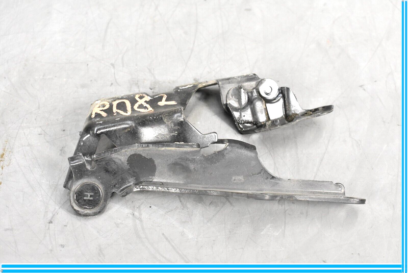 Load image into Gallery viewer, 06-11 Lexus GS300 GS350 GS450h Front Right Passenger Side Hood Support Hinge Oem
