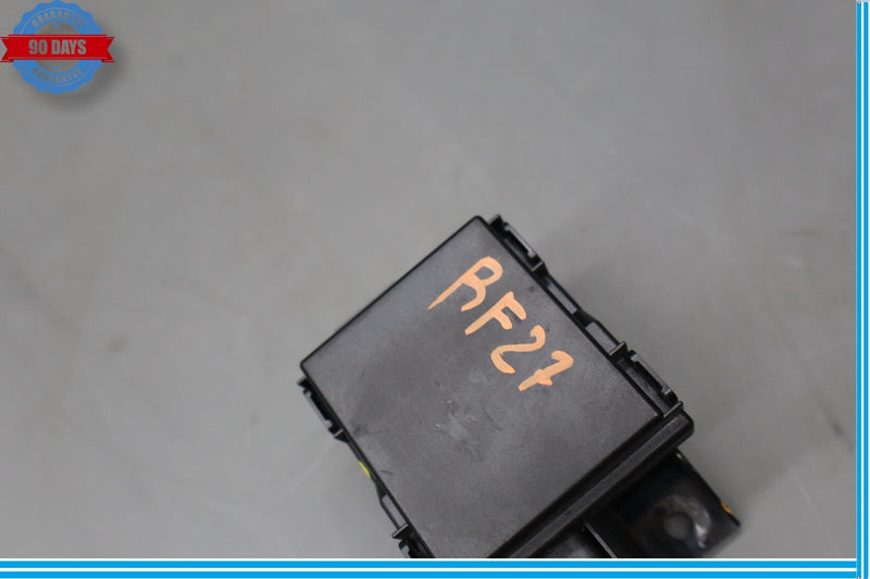 Load image into Gallery viewer, 03-06 Mercedes R230 SL500 SL55 Right Seat Belt Seatbelt Tension Sensor Oem
