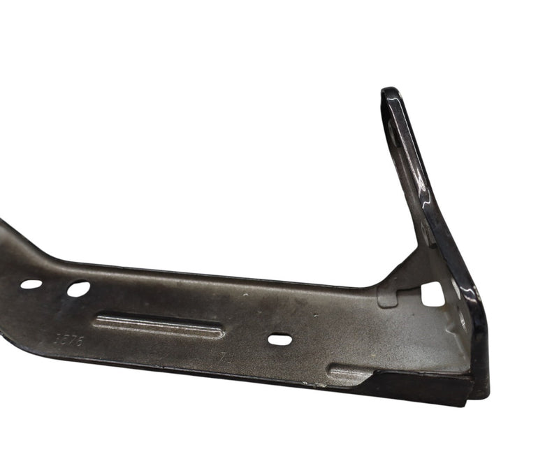 Load image into Gallery viewer, 17-21 Alfa Romeo Giulia 952 Front Left Driver Side Fender Holder Bracket Oem
