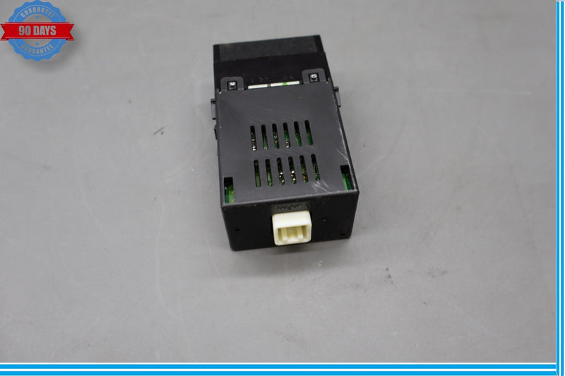 Load image into Gallery viewer, 07-09 Lexus LS460 Dashboard Dash Digital Clock Assembly 83910-50050 Oem
