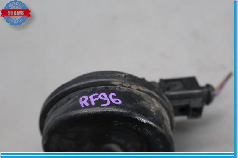 Load image into Gallery viewer, 11-17 Volkswagen VW Touareg Right Anti Theft Alarm Horn Siren Hight Tune Oem
