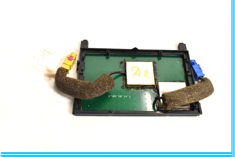 Load image into Gallery viewer, 10-18 Jaguar XJ XJL X351 Rear Interior Roof Antenna Amplifier AW9319C089CB Oem
