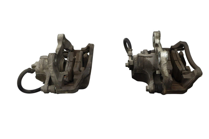 Load image into Gallery viewer, 07-17 GMC Acadia Denali Rear Left &amp; Right Side Brake Caliper W/ Bracket Set Oem

