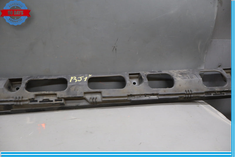 Load image into Gallery viewer, 13-19 Mercedes X166 GL450 Rear Right Passegner Side Rocker Panel Bracket Oem
