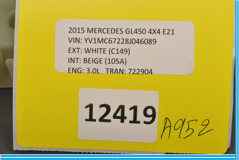 Load image into Gallery viewer, 14-16 Mercedes GL450 X166 Rear Trunk Relay Fuse Box Body Control Module BCM Oem
