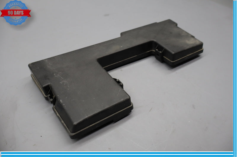 Load image into Gallery viewer, 09-11 Jaguar X250 XF XFR Engine Motor Fuse Relay Junction Box Cover Oem
