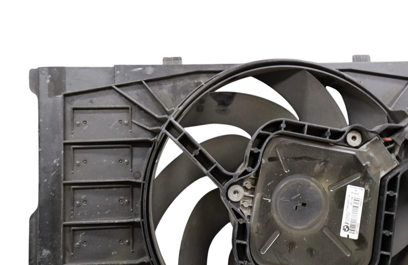 Load image into Gallery viewer, 14-21 BMW i3 I01 Hybrid Engine Radiator Cooling Fan Motor Shroud W/ Blade Oem
