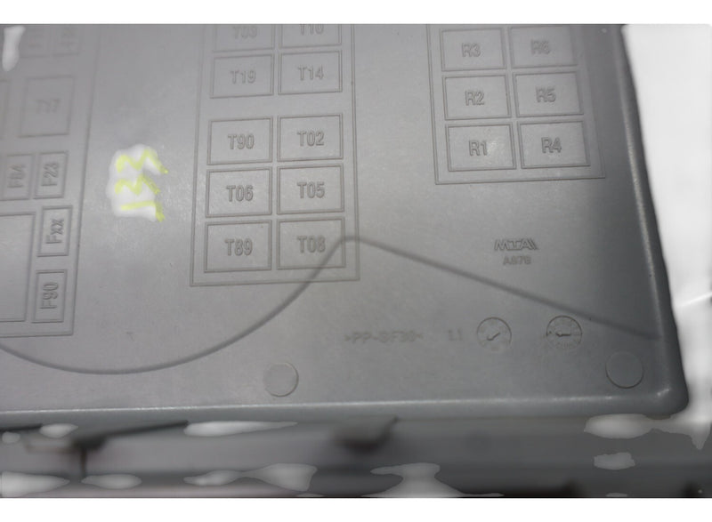 Load image into Gallery viewer, 17-23 Alfa Romeo Giulia Fuse Relay Box Fusebox Junction Block Cover Trim Oem
