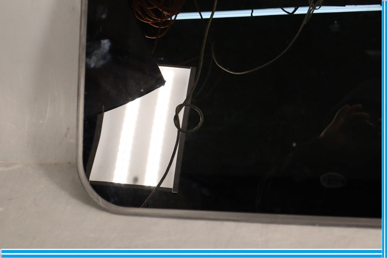 Load image into Gallery viewer, 11-18 Porsche Cayenne Sunroof Moonroof Glass Panel Oem
