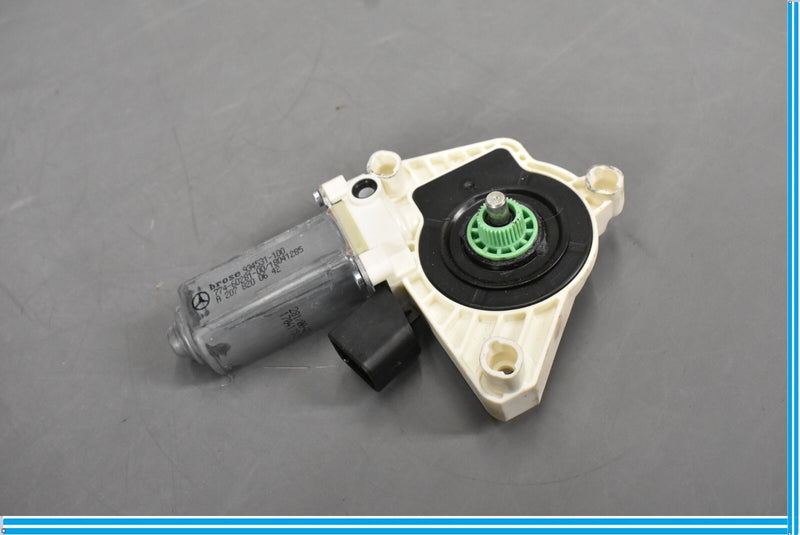 Load image into Gallery viewer, 12-18 Mercedes CLS550 W218 Front Left Driver Door Window Motor Oem
