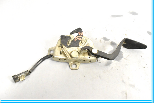 03-12 Maserati Quattroporte Front Hood Lock Latch Assembly Oem