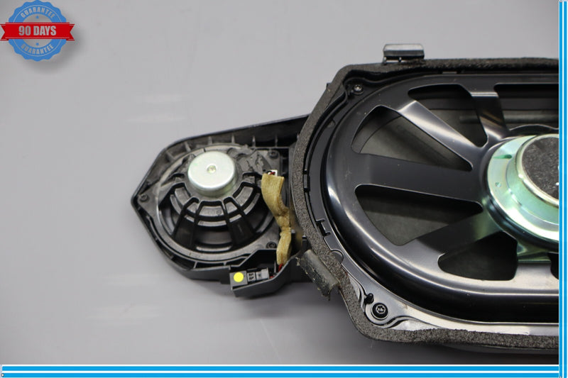 Load image into Gallery viewer, 10-14 Mercedes CL550 S550 W221 Subwoofer Sub Woofer Speaker 2218208102 Oem
