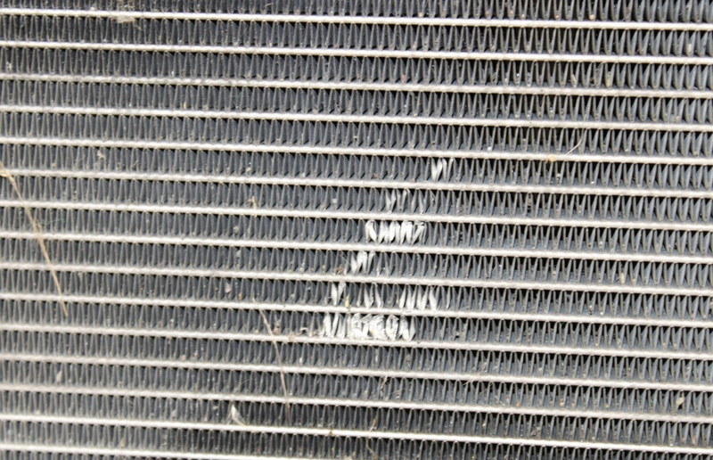 Load image into Gallery viewer, 11-14 Audi A8 4.2L Quattro Engine Cooling Radiator Assembly 4H0121251B Oem
