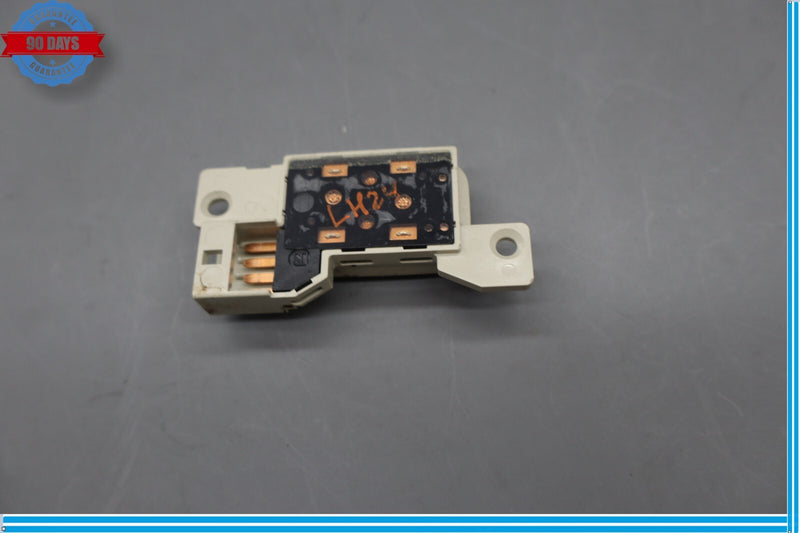 Load image into Gallery viewer, 02-10 Lexus SC430 Z40 Front Left Driver Side Seat Lumbar Control Switch Oem
