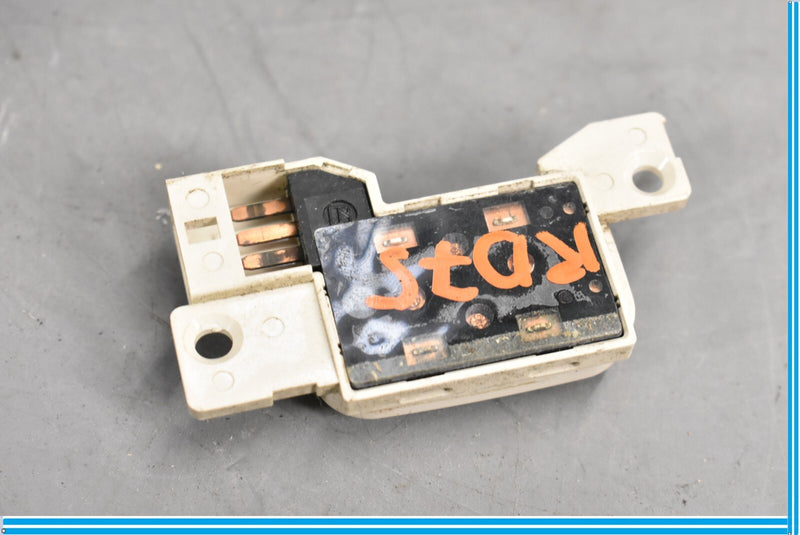 Load image into Gallery viewer, 02-10 Lexus SC430 Front Right Passenger Power Seat Lumbar Control Switch Oem
