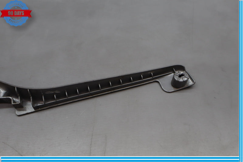 Load image into Gallery viewer, 03-11 Mercedes W219 CLS500 E350 Rear Right Seat Belt Buckle Lower Trim Oem
