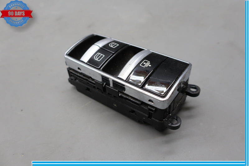 Load image into Gallery viewer, 10-13 Mercedes W221 S550 S400 Rear Right Window Glass Shade Regulator Switch Oem
