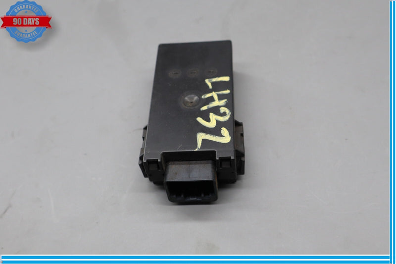 Load image into Gallery viewer, 02-05 Ford Thunderbird Left Driver Side Heated Seat Control Unit Module Oem
