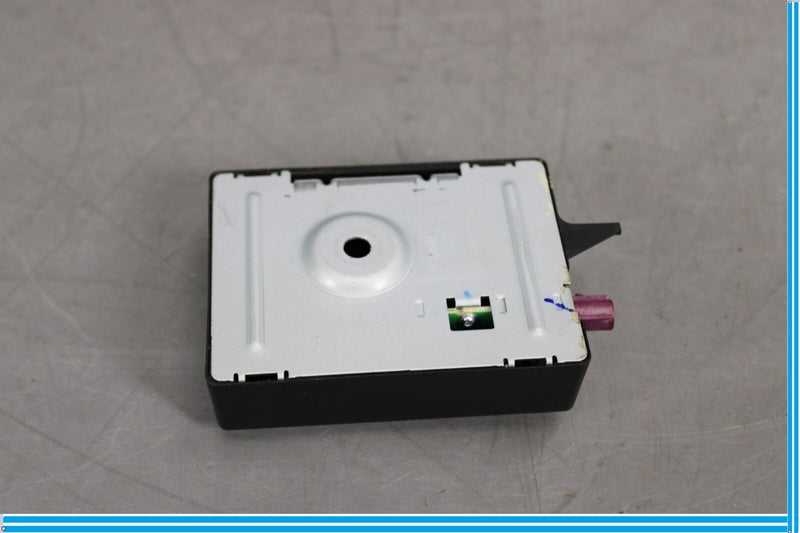 Load image into Gallery viewer, 12-18 BMW 320i 328i 428i Antenna Radio Signal Amplifier Control Module Oem
