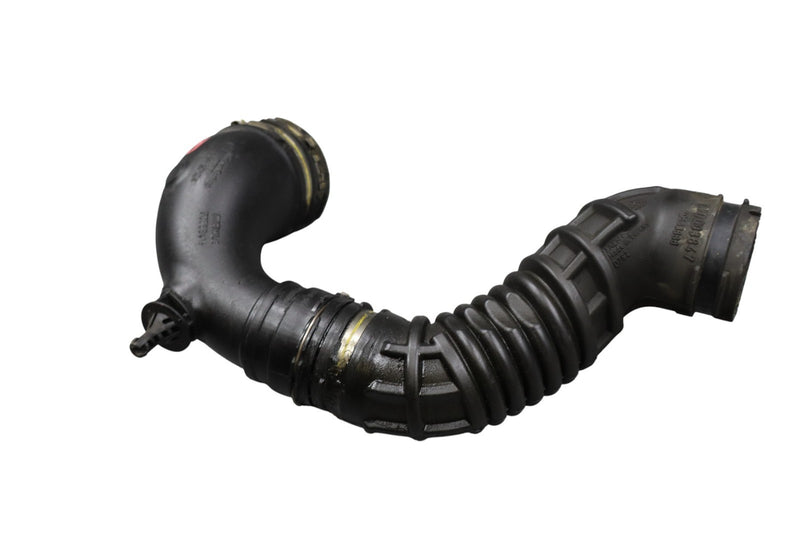 Load image into Gallery viewer, 14-22 Maserati Quattroporte Right Air Intake Duct Pipe Hose w/Air Flow Sensor
