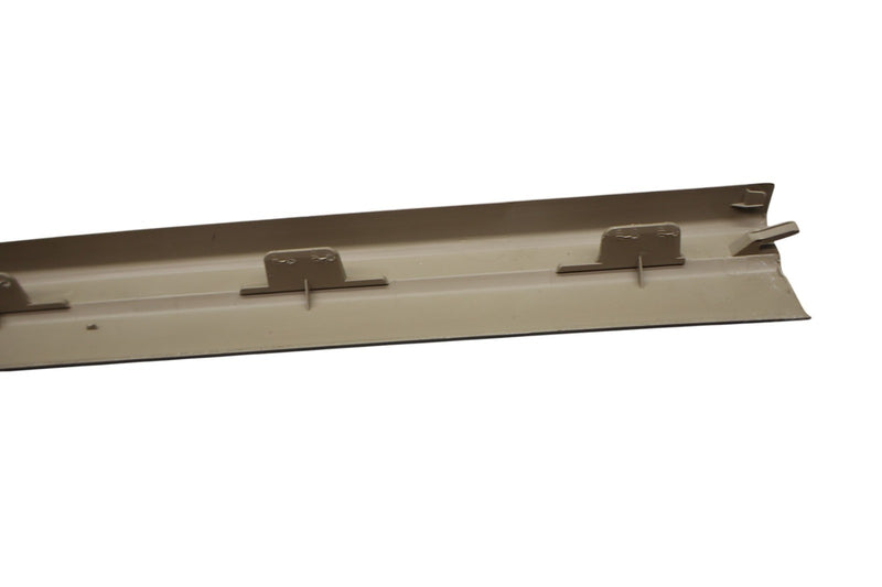 Load image into Gallery viewer, 10-18 Mercedes CLS550 E350 Front Right Door Sill Scuff Plate Trim Cover Oem
