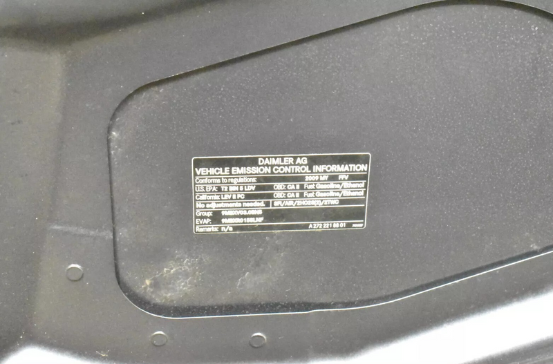 Load image into Gallery viewer, 08-11 Mercedes W204 C300 C350 Front Hood Bonnet Panel Assembly 2048801057 OEM
