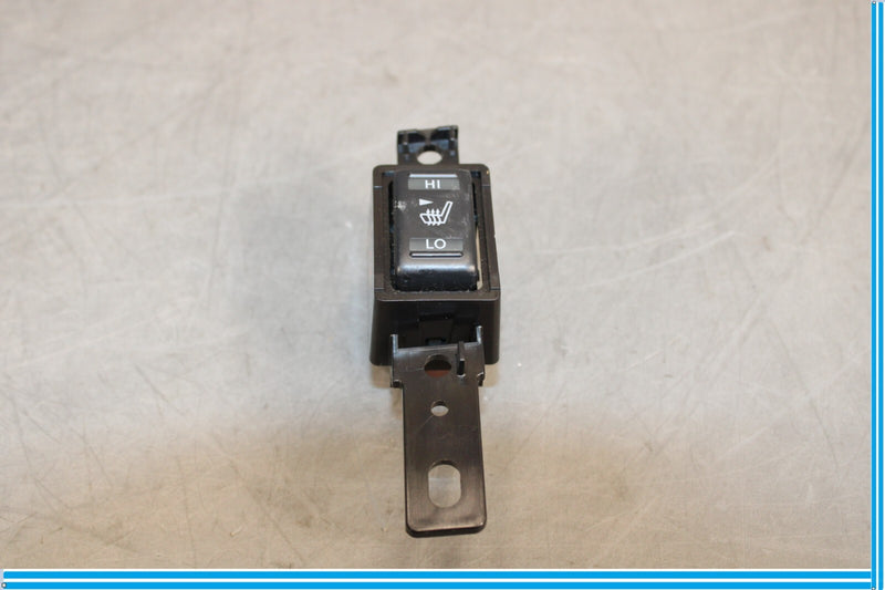 Load image into Gallery viewer, 11-17 Infiniti QX56 QX80 Left Side 2nd Row Center Console Seat Heat Switch Oem
