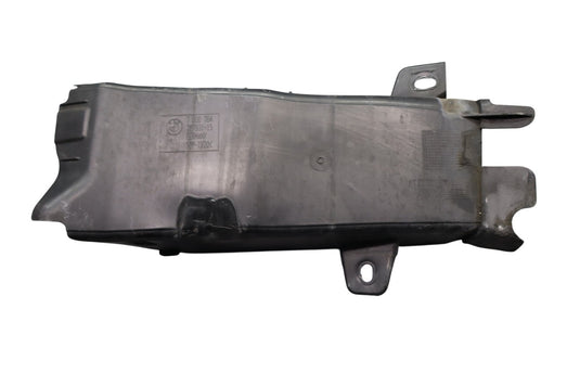 10-17 BMW 535i 550i GT F07 Front Right Side Air Intake Duct 7200764 Oem *Damage*