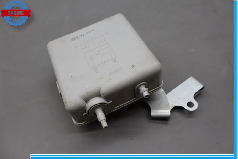 Load image into Gallery viewer, 07-14 Mercedes W221 S550 S63 CL550 Vacuum Valve Pump 1708050019 Oem
