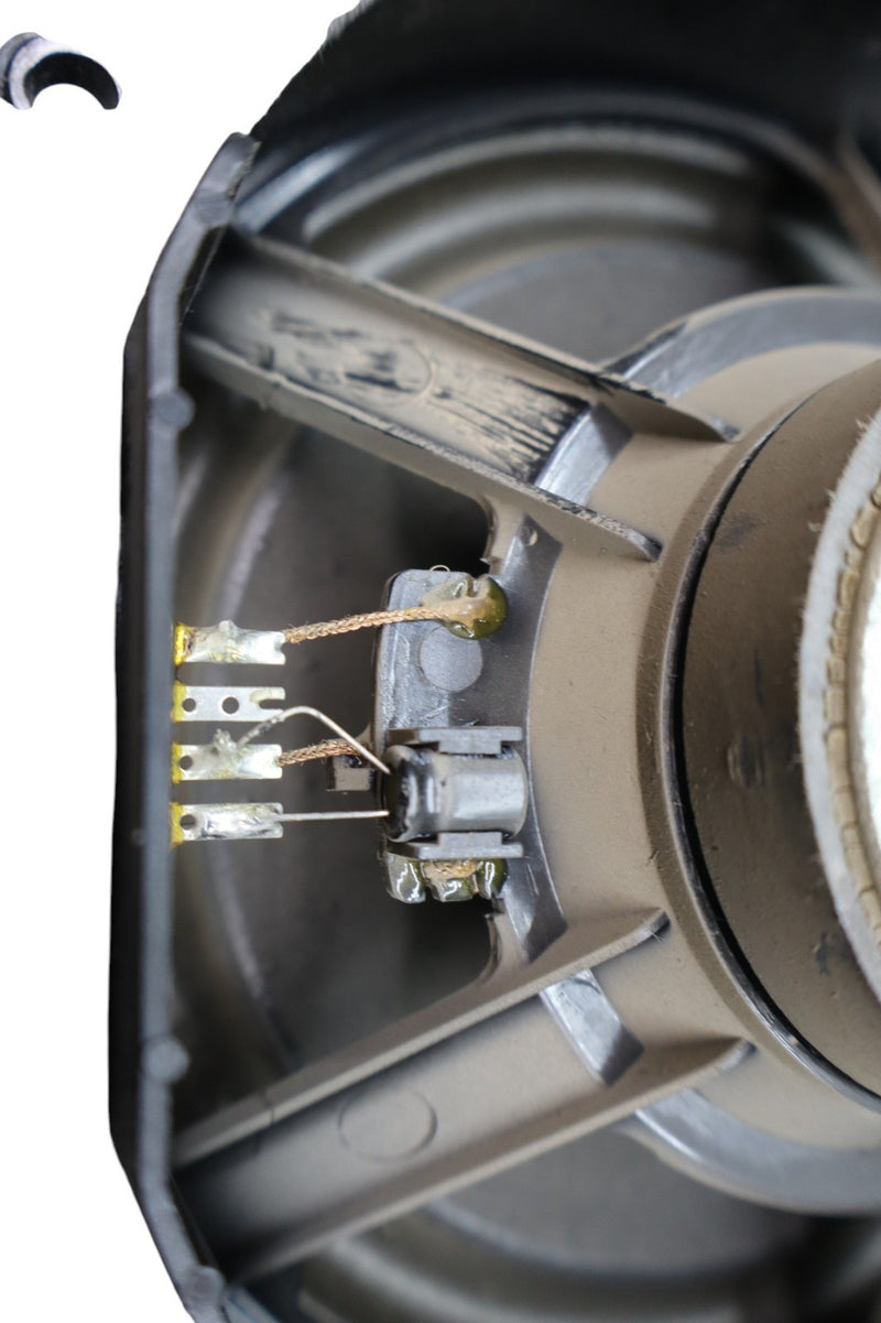 Load image into Gallery viewer, 11-16 Volkswagen VW Touareg Left Or Right Side Door Audio Sound Speaker Oem
