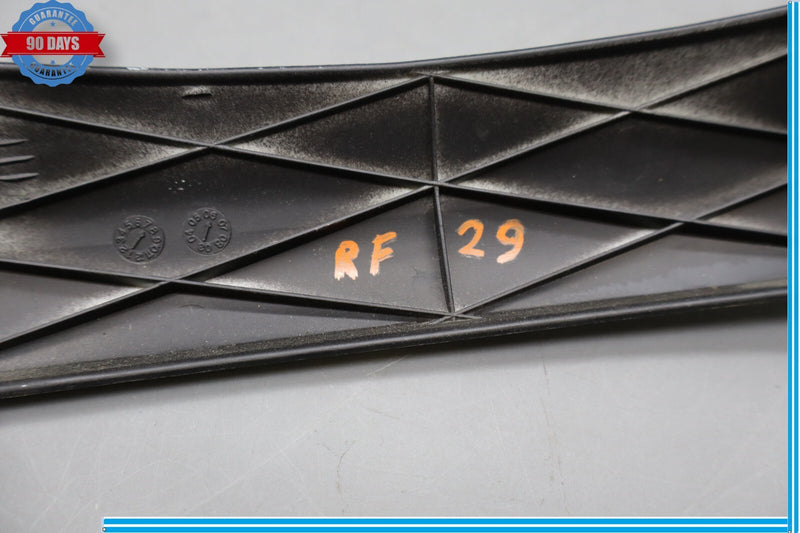 Load image into Gallery viewer, 03-12 Maserati Quattroporte Front Right Passenger Side Seat Cover Trim Panel Oem
