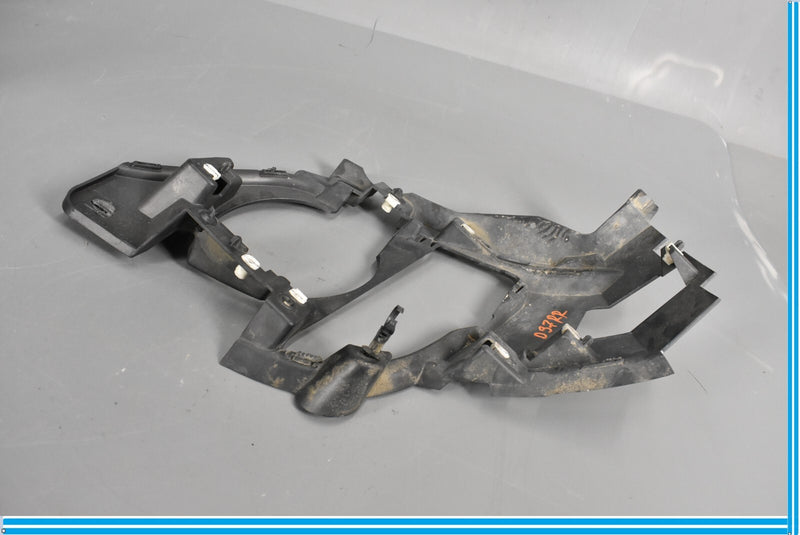 Load image into Gallery viewer, 2018 Jaguar E-Pace Rear Right Side Fog Lamp Bracket Oem
