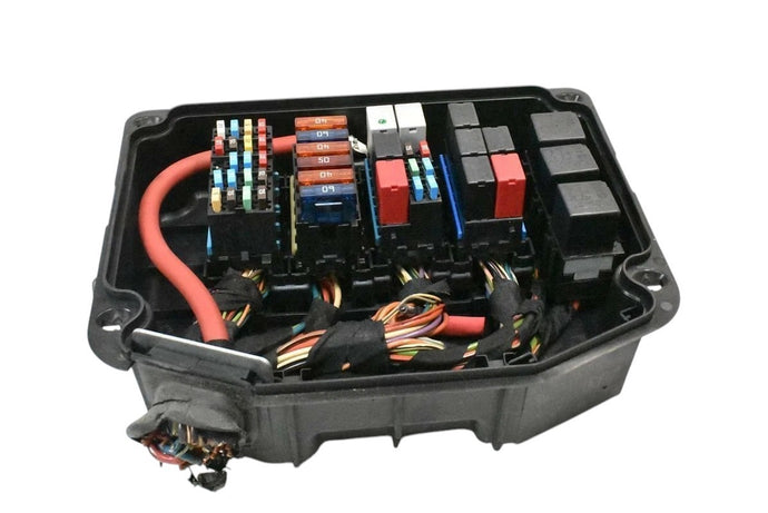 04-08 Maserati Quattroporte Engine Bay Fuse Relay Junction Box 188238 Oem