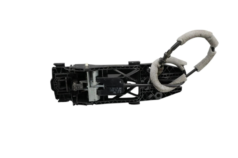 Load image into Gallery viewer, 11-18 Volkswagen VW Touareg Front Right Passenger Side Exterior Door Handle OEM

