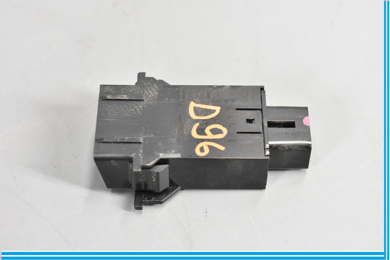 Load image into Gallery viewer, 02-06 Lexus SC430 Passenger Side Seat Belt Caution Warning Indicator Light Oem
