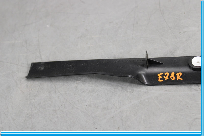 Load image into Gallery viewer, 10-11 Land Rover Range Rover Sport Front Right Side Sill Cover Trim Oem
