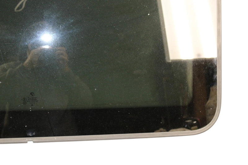 Load image into Gallery viewer, 12-18 BMW 320i 328i F30 Upper Sunroof Sun Roof Glass Panel Oem
