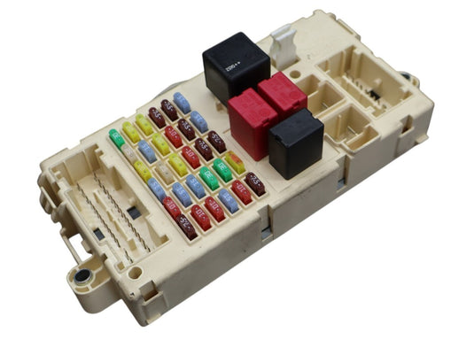 03-19 Maserati Quattroporte M139 GranTurismo M145 Front Relay Fuse Box Oem