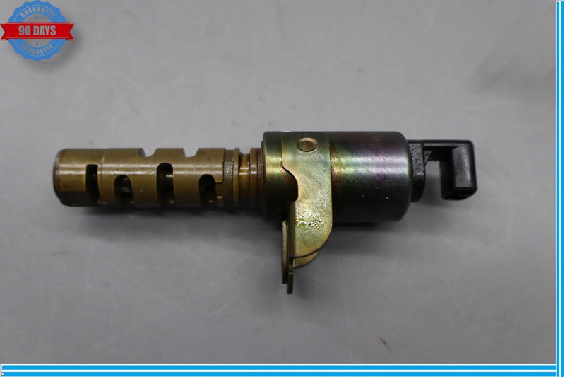 Load image into Gallery viewer, 02-05 Ford Thunderbird 3.9l Variable Camshaft Valve Oil Solenoid Vanos Oem
