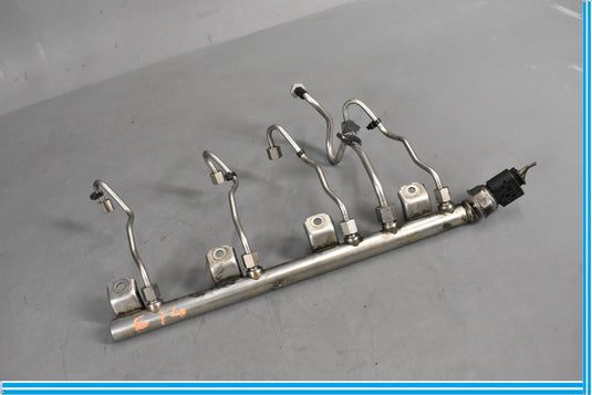 09-12 BMW 750Li 750i F01 F02 High Pressure Fuel Injector Rail Oem
