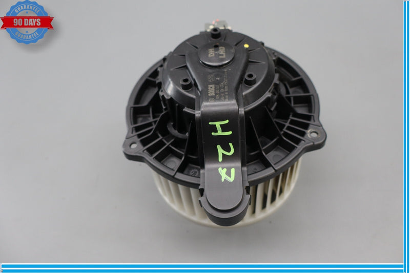 Load image into Gallery viewer, 15-20 Hyundai Genesis G80 Front HVAC AC Heater Blower Motor Fan Oem
