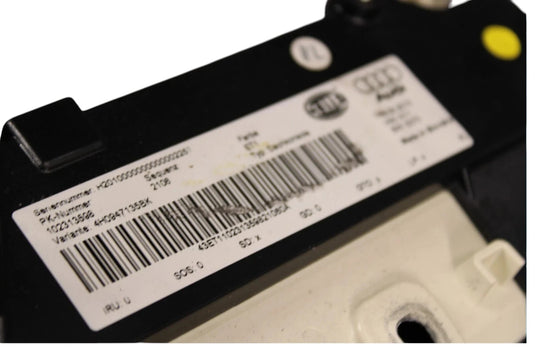 11-18 Audi A8 Quattro Front Dome Reading Light W/ Sunroof Switch 4H0959719 Oem