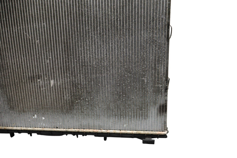 Load image into Gallery viewer, 13-19 LR Range Rover L405 Engine Cooling Radiator Assembly LR034553 Oem

